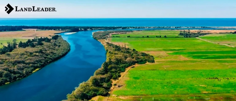 The california waterfront real estate