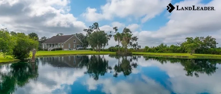 Slice of Paradise Awaits 4